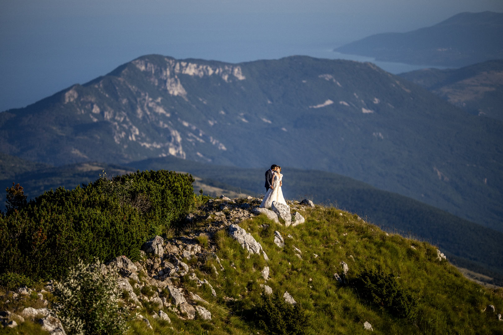 elopement photographer-mountain-top-SlikaFilm-Weddings
