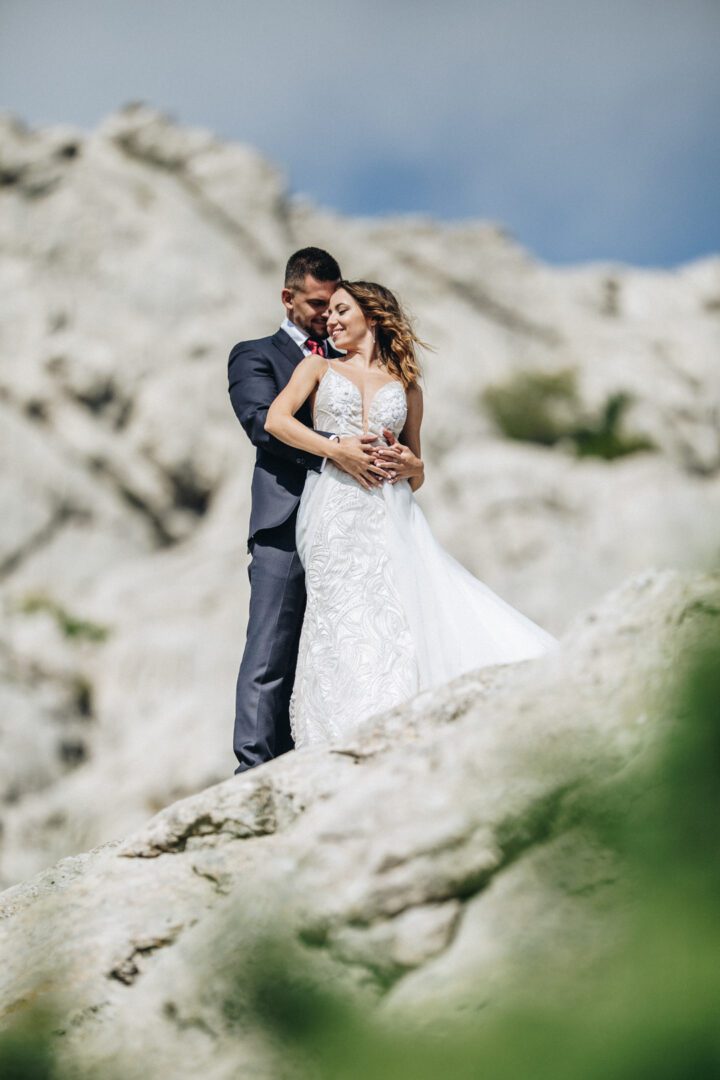 elopement-zagreb-couple-medvedgrad-wedding-photographer-slikafilmweddings.jpg