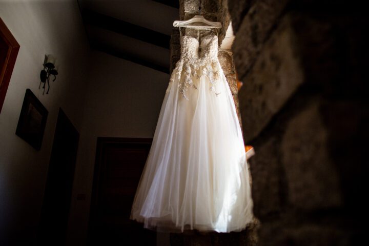 elopement-pašman-bride-dress-wedding-photographer-slikafilmweddings.jpg