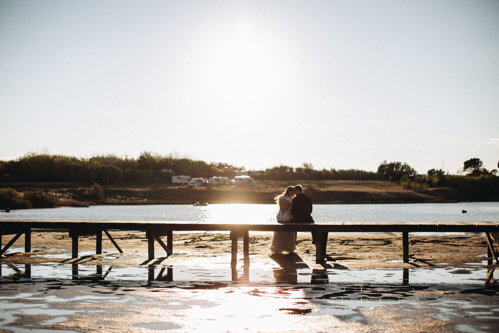 elopement photographer golden hour.jpg