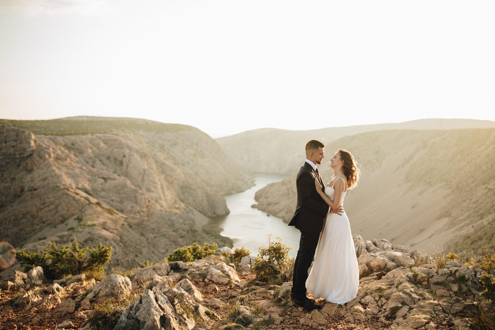 elopement-zrmanja-river-couple-wedding-photographer-slikafilmweddings.jpg